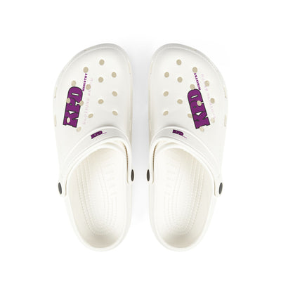 clogs
crocs
mule
casual footwear